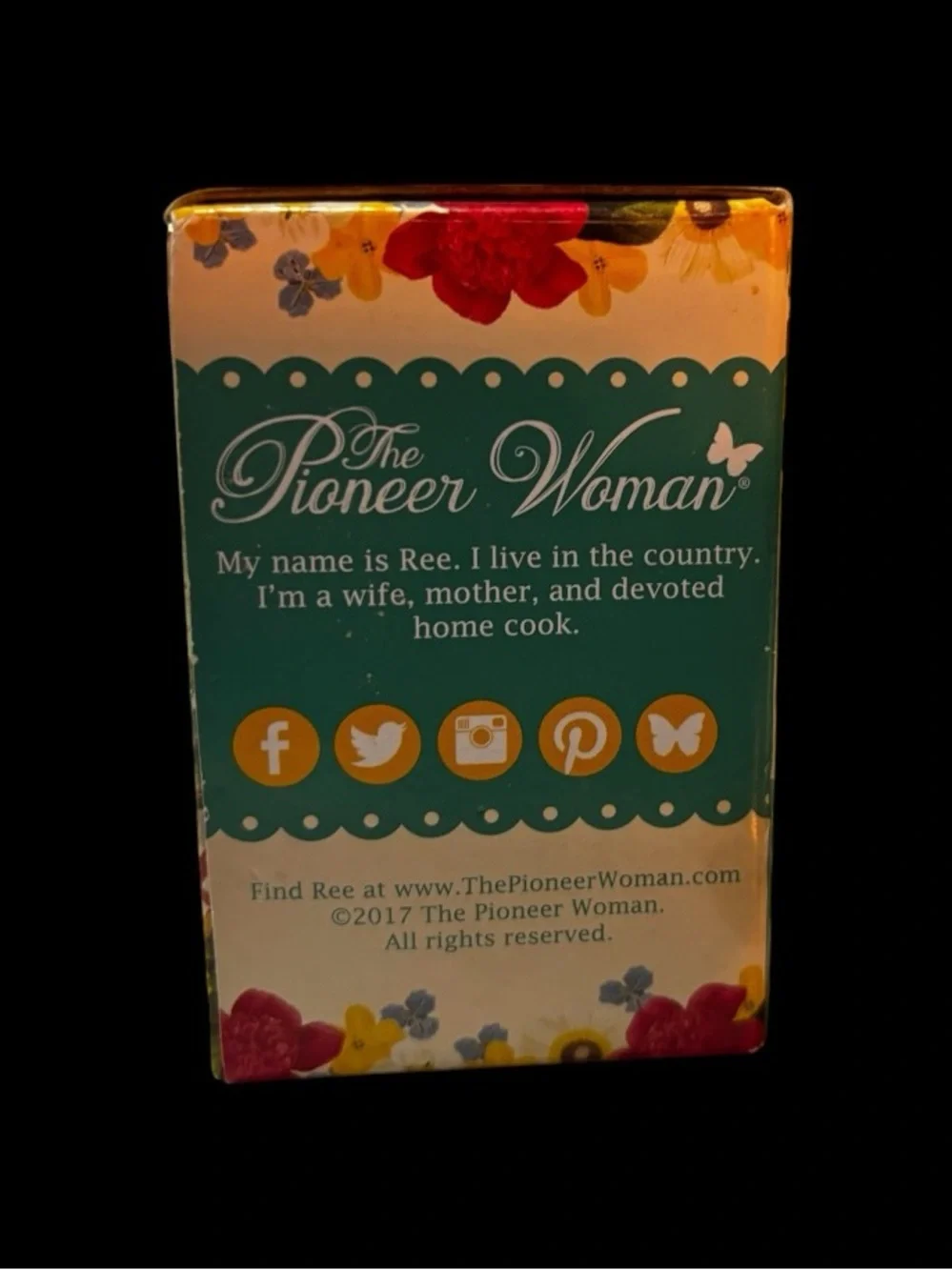 Pioneer Woman Retired Novelty Birds Ceramic Salt & Pepper Shaker Set NIB.